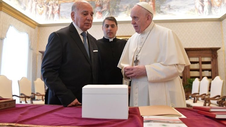 Папа Франциск на встрече с министром иностранных дел Ирака Фуадом Мухаммедом Хусейном