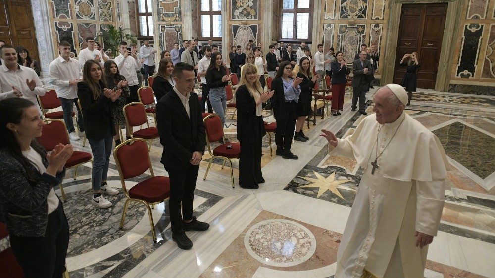 Papa em audiência ao Instituto "Ambrosoli", de Codogno