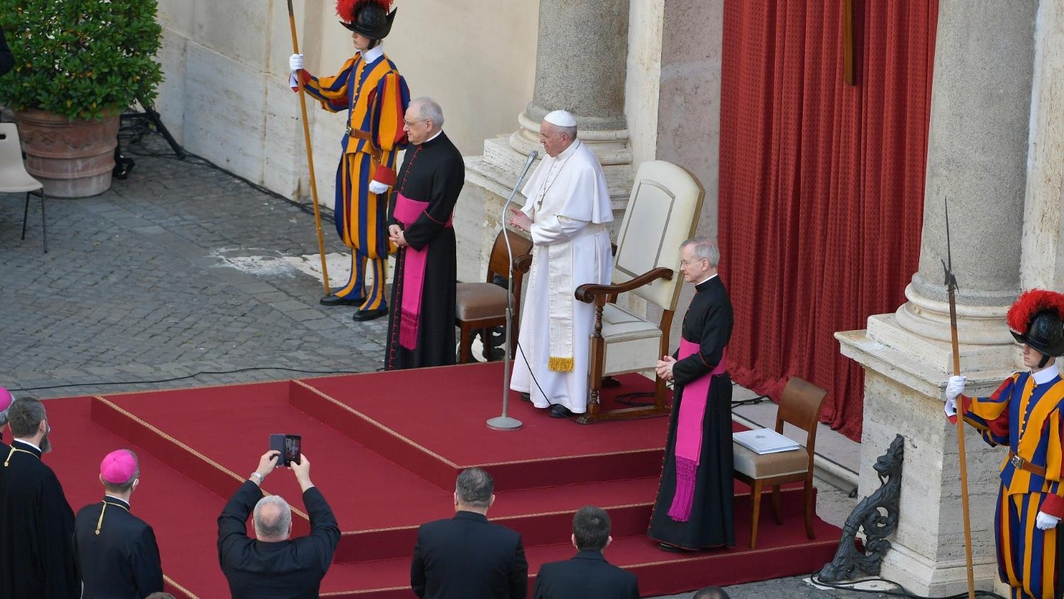 All the Audiences with Pope Francis - Papal Audience - Vatican News