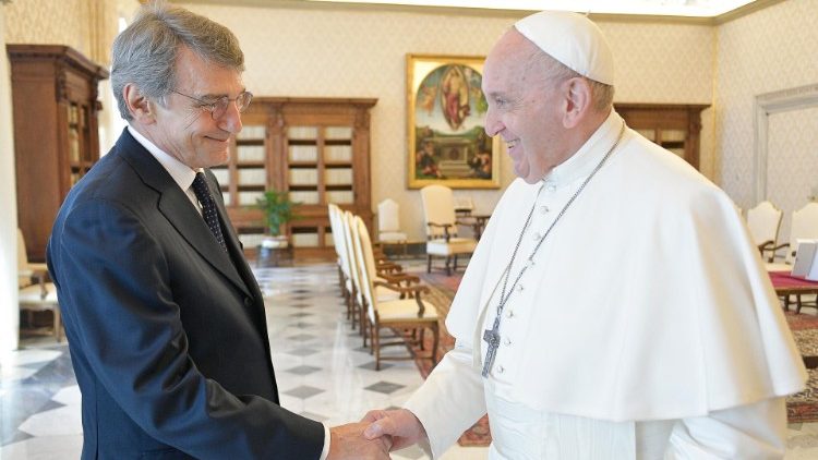 Le Pape François a reçu le président du Parlement européen, David Sassoli, le 26 juin 2021. 