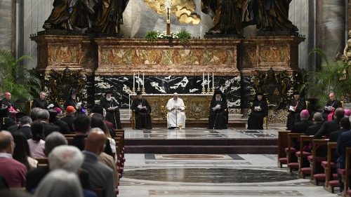 Вместе с иерархами Ливана Папа молился о мире в их стране