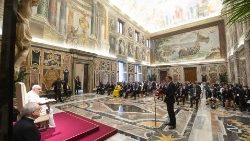 Le Pape François et les membres du réseau international de législateurs catholiques le 27 août 2021. 