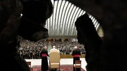 Påven Franciskus elfte katekes om Galaterbrevet handlade om kristen frihet. Den allmänna audiensen den 13 oktober 2021 hölls i Vatikanens audienshall.