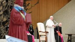 Papa na Sala Paulo VI recebe a peregrinação ecumênica da Alemanha