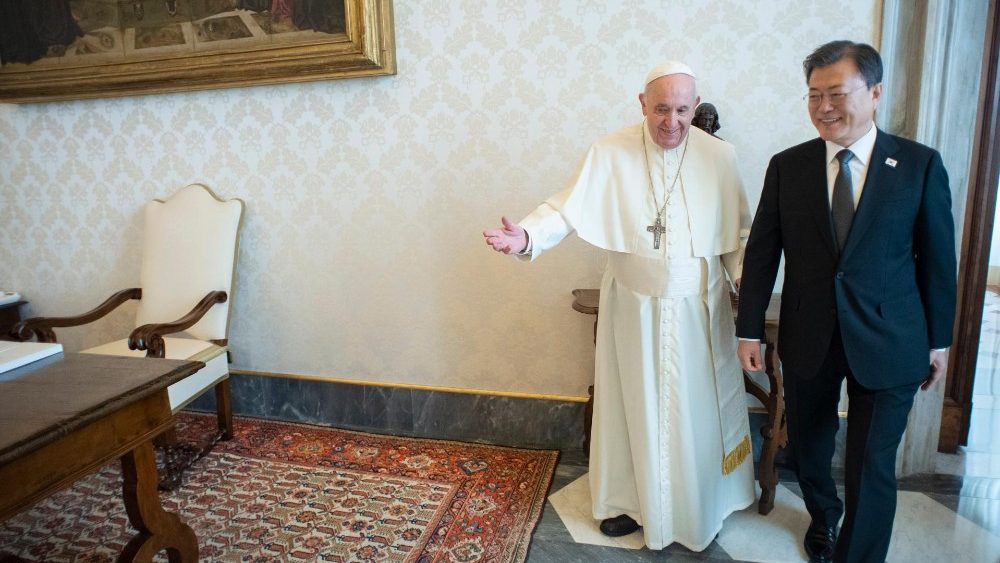 Pope Francis welcomes South Korean President Jae-in Moon to the Vatican