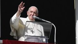Papst Franziskus beim Mittagsgebet am 7. November 2021