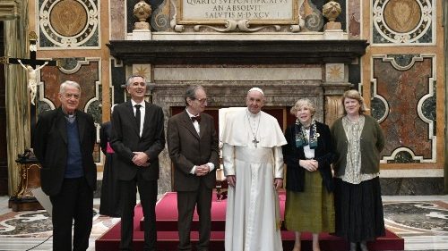 Remise du prix Ratzinger : François exprime son affection pour Benoît XVI