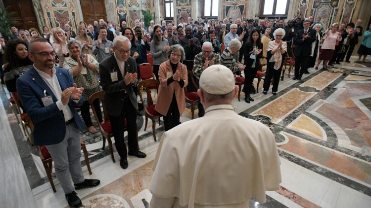 Папа Франциск на встрече с делегатами Францисканского ордена мирян