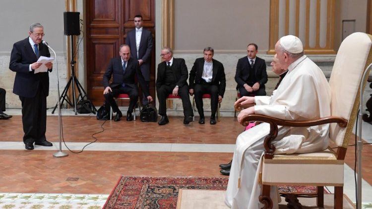 Pope Francis meets with members of the Italian Union of Catholic Jurists