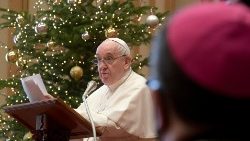 El Papa en sus saludos por la Navidad a la Curia Romana
