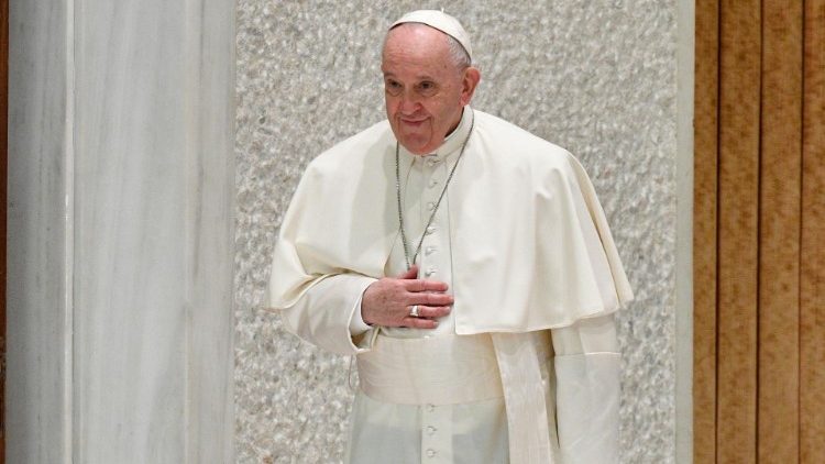 
                    Pope at Audience: Joseph's paternity reflects God's tender love
                