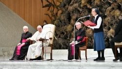 Папата Фрањо за време на Генералната аудиенција во среда 2 февруари 2022 година