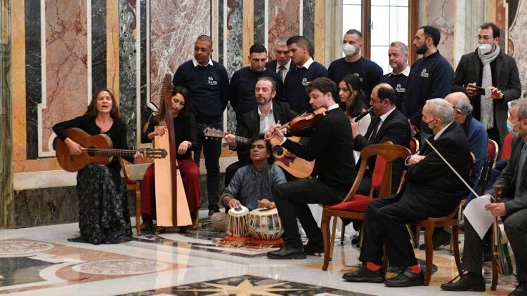 I musicisti di San Vittore ricevuti dal Papa con la Casa dello Spirito e delle Arti