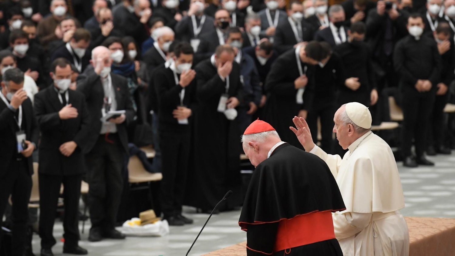 Pope calls priests to draw near to God, bishop, priests, and people - Vatican