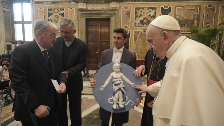 Pope Francis meet with members of "Project Agata Smeralda