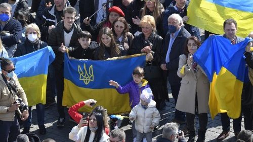 Pope appeals for peace in Ukraine and open humanitarian corridors
