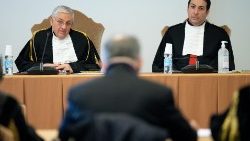 Cardinal Angelo Becciu during the hearing at the Vatican Tribunal on the misuse of the funds of the Holy See (archive photo)