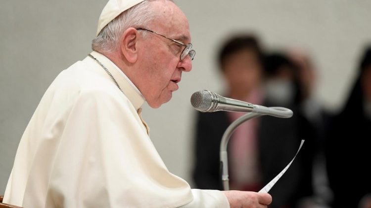 Ferenc pápa békére szólítja a háborús feleket