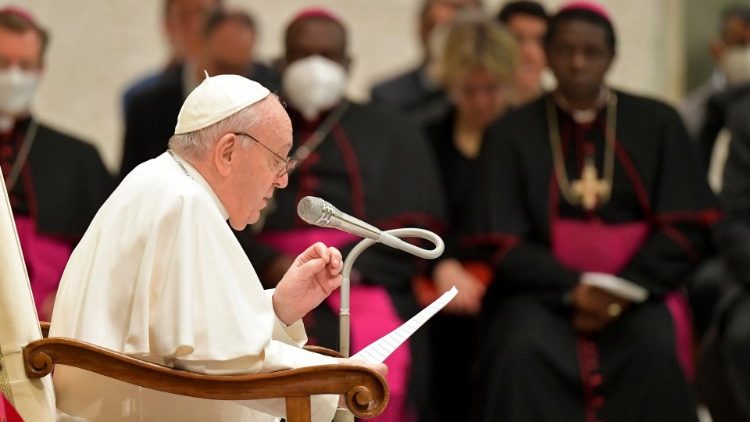 Påven bad under den allmänna audiensen den 30 mars om böner för sin förestående apostoliska resa till Malta, 2-3 mars 2022.