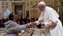 Le Pape François avait reçu au Vatican le 1er avril des délégation de peuples autochtones du Canada.