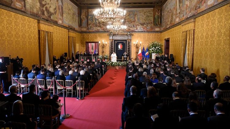 Pope addressed Maltese authorities and the diplomatic corps.