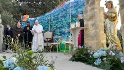 Le Pape François au centre pour migrants Jean XXIII PeaceLab, dimanche 3 avril 2022 à Malte. 