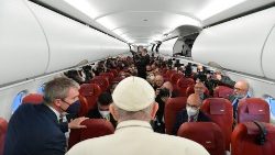 Popiežius lėktuve