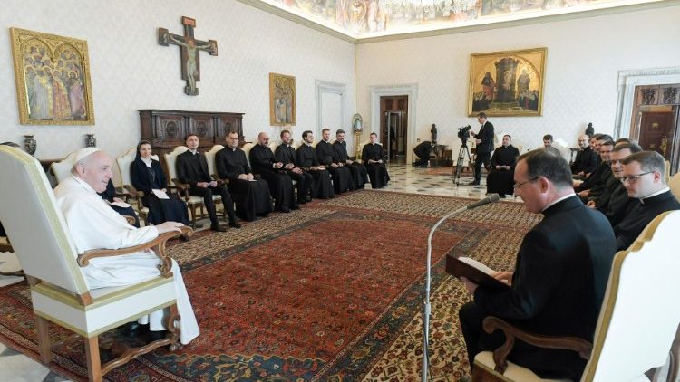Pope Francis with the community of the Pontifical Teutonic College
