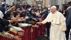 教皇フランシスコとスリランカの巡礼団との出会い　2022年4月25日　バチカン・聖ペトロ大聖堂