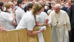 Papst Franziskus und die Pilger aus dem polnischen Lodz