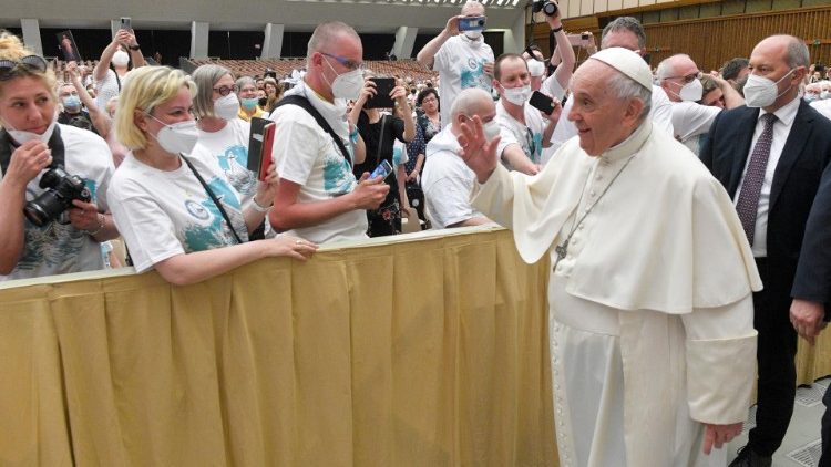 Pope Francis meeting Pilgrim from the Archdiocese of Łódź, 