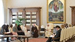 O Papa Francisco com os membros da Pontifícia Comissão para a Tutela dos Menores
