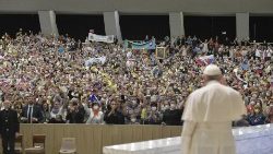Los numerosos peregrinos eslovacos llegados a Roma para agradecer al Papa por su visita apostólica.
