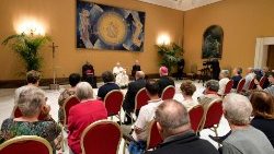 O Papa Francisco em audiência à Associação Família Espiritual Charles de Foucauld - 18.05.2022 (Vatican Media)