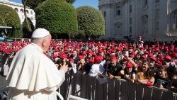 Popiežius sveikina maldininkus iš Genujos arkivyskupijos
