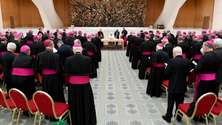 Il Papa con la Conferenza Episcopale Italiana nel 2022