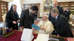 Pope Francis with the Prime Minister of Bulgaria, Kiril Petkov, and delegation