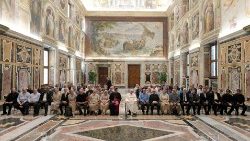 Papa Francesco con i partecipanti ai Capitoli Generali dei Poveri Servi e delle Povere Serve della Divina Provvidenza