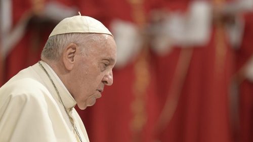 Persiste la gripe leve del Papa y se cancelan las audiencias
