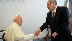 L'incontro di Dani Dayan con Papa Francesco