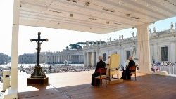 Общая аудиенция Папы Франциска на площади Святого Петра (Ватикан, 15 июня 2022 г.)