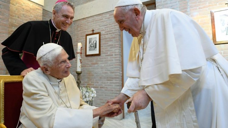 Photo of Pope Francis with Pope Benedict when new cardinals visited Pope emeritus following August 2022 Consistory