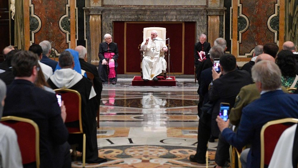 Papa Francesco parla ai partecipanti al Congresso Tomistico Internazionale