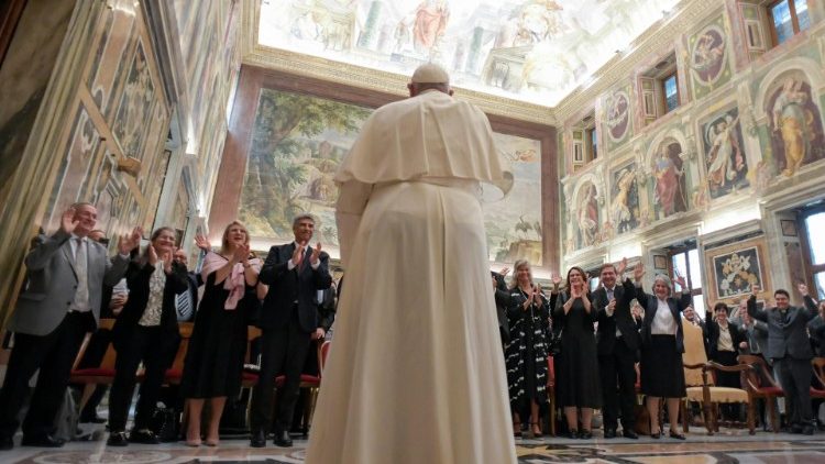 教宗接見聖多瑪斯團體聯合會成員