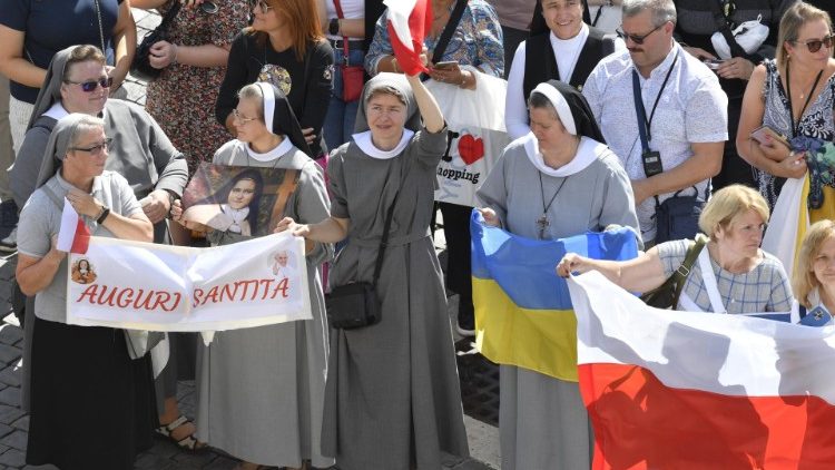 Papież apeluje na Anioł Pański o położenie kresu wojnie na Ukrainie