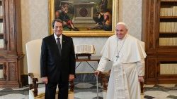 Pope Francis with Nicos Anastasiades, president of Cyprus