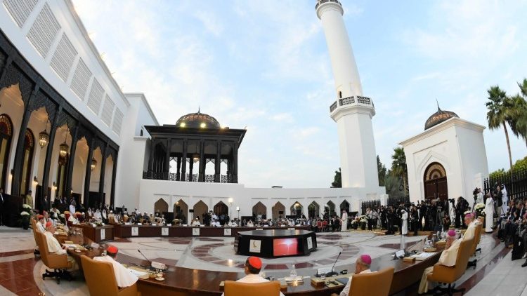 A view of the meeting with the Muslim Council of Elders