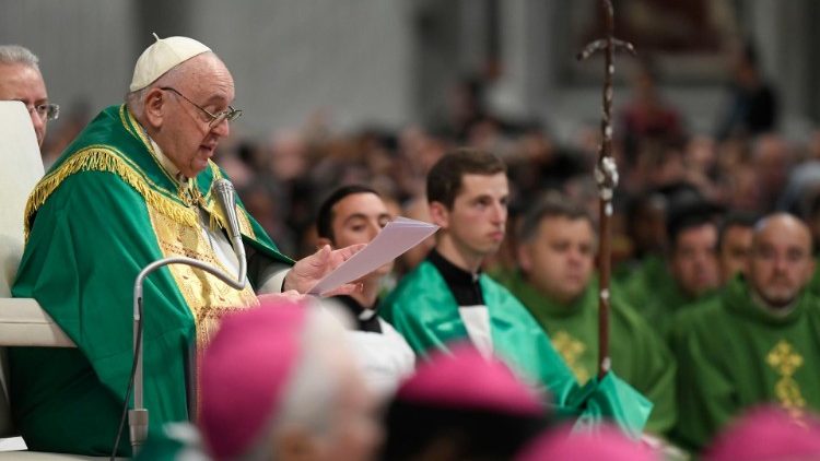 教皇フランシスコ　2022年11月13日「貧しい人のための世界祈願日」のミサ　バチカン・聖ペトロ大聖堂