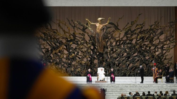 Il Papa durante il suo discorso