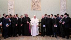 Rencontre entre le Pape et les étudiants du Séminaire Conciliaire de Barcelone, le 10 décembre 2022.